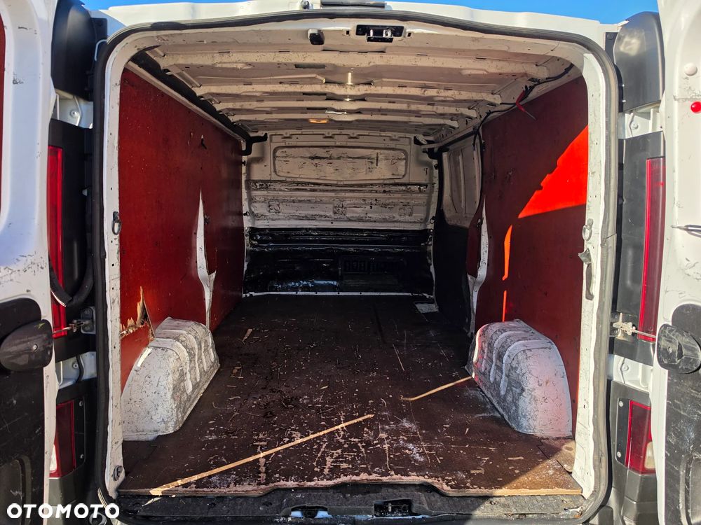 Renault Trafic - 18