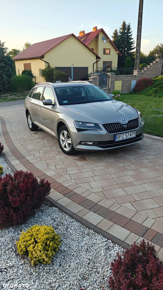 Skoda Superb 1.8 TSI Ambition - 16