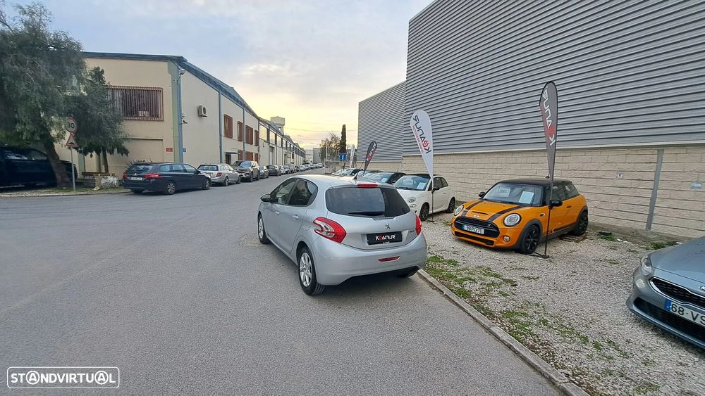 Peugeot 208 1.4 HDi Active - 24