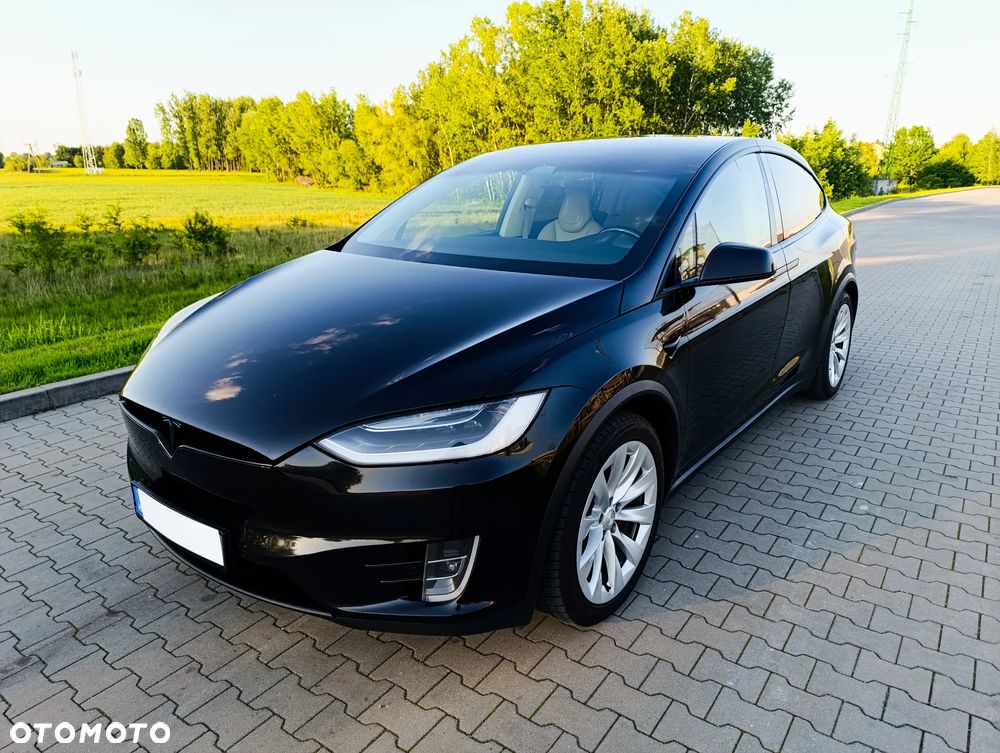Tesla Model X Performance - 7