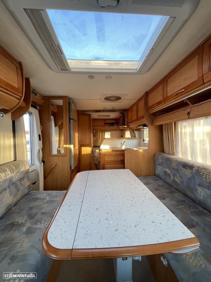 Fleurette Le Grebe Chassis Alko cama francesa - 4