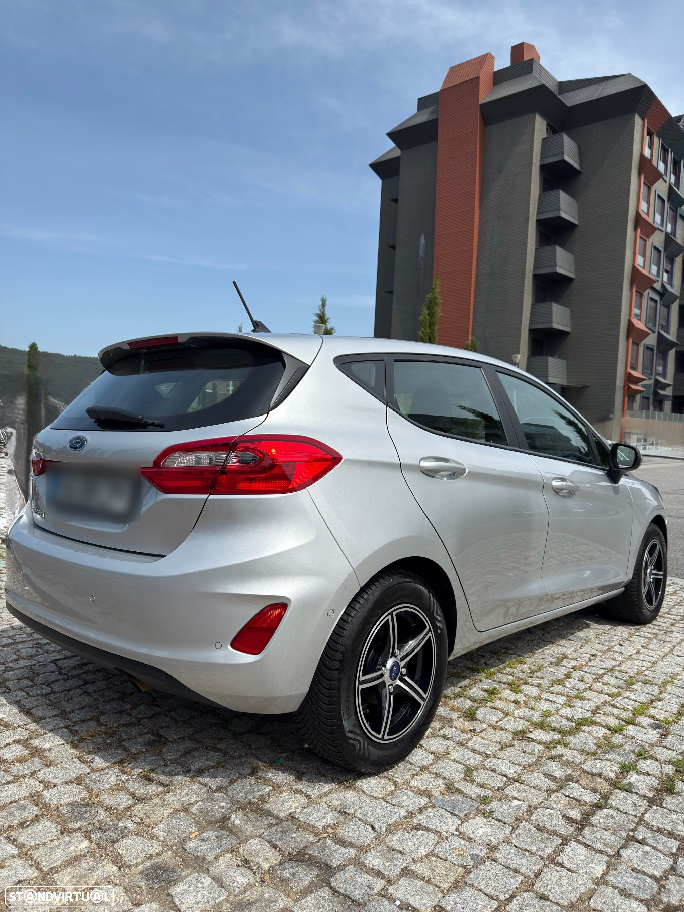 Ford Fiesta 1.0 EcoBoost S&S COOL&CONNECT - 5