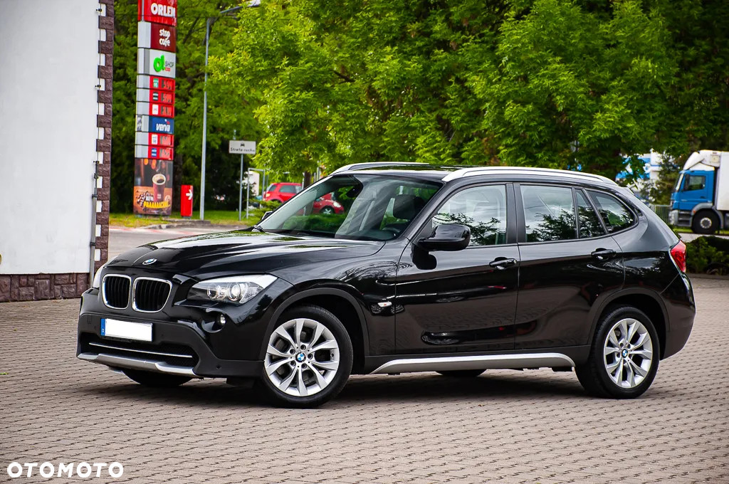 BMW X1 sDrive20d - 11