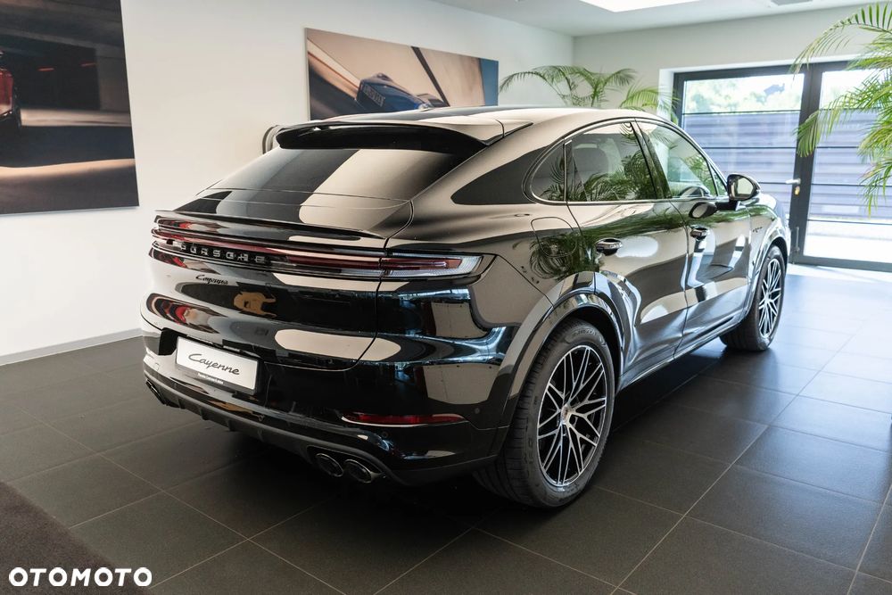 Porsche Cayenne E-Hybrid - 5