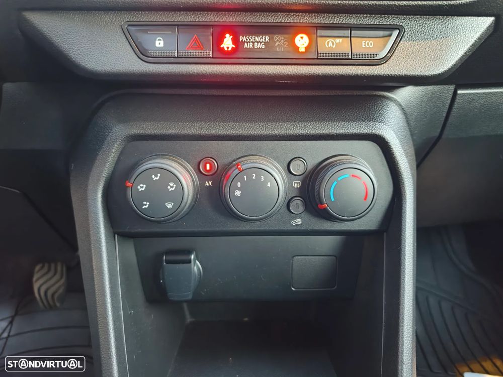 Dacia Jogger 1.0 ECO-G Essential 7L Bi-Fuel - 27