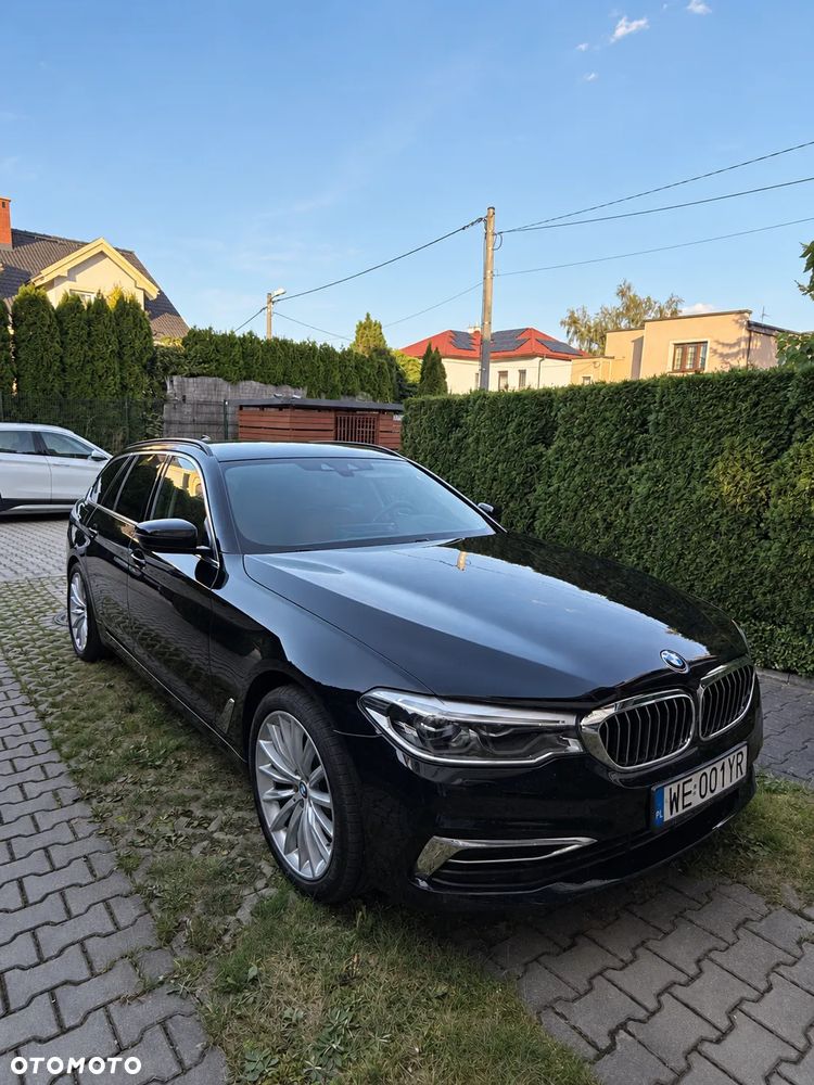 BMW Seria 5 530i xDrive Luxury Line - 4