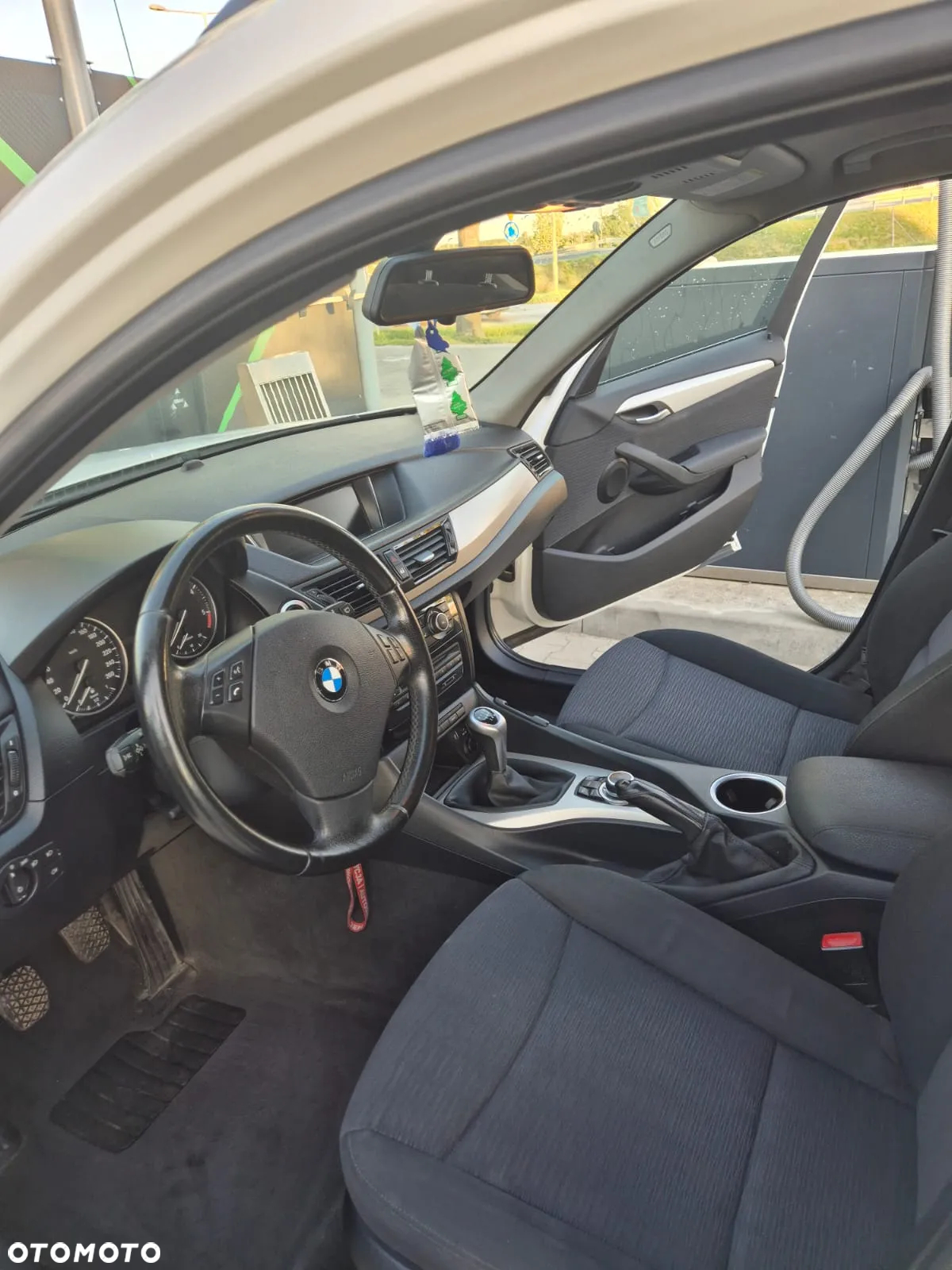 BMW X1 - 8