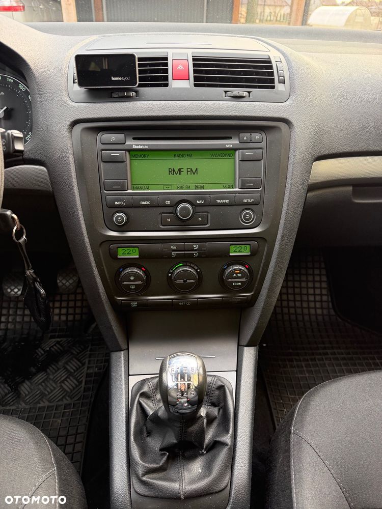 Skoda Octavia 2.0 TDI Ambiente - 9