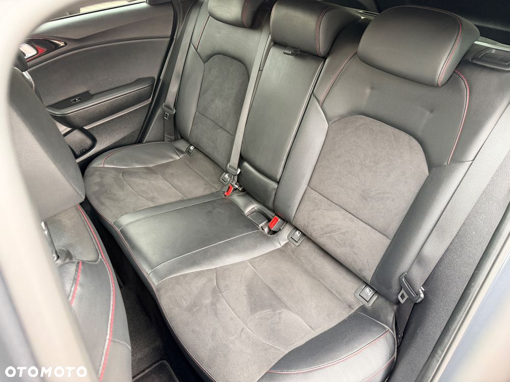 Kia ProCeed 1.6 T-GDI GT DCT - 20