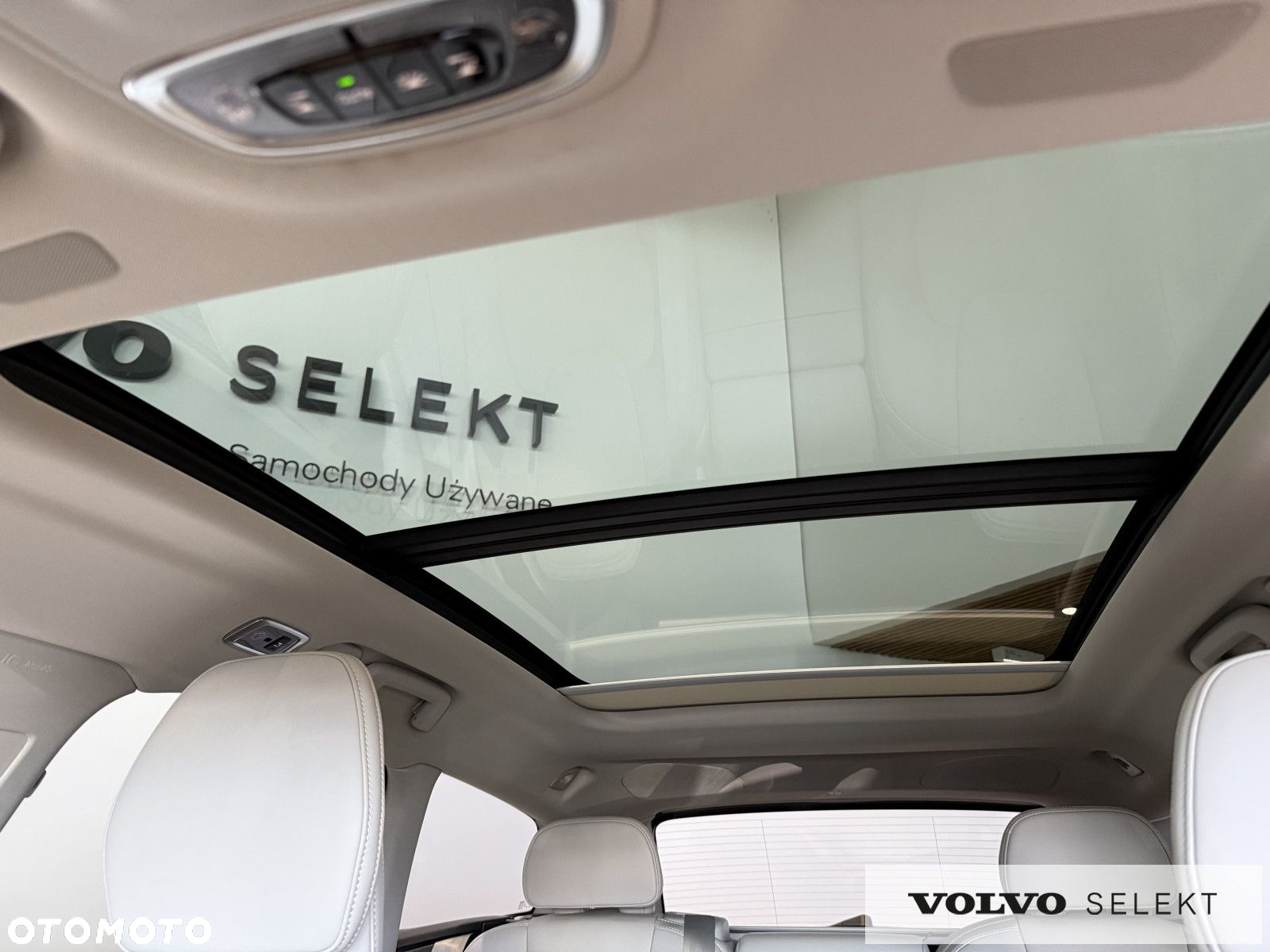 Volvo V90 Cross Country - 32