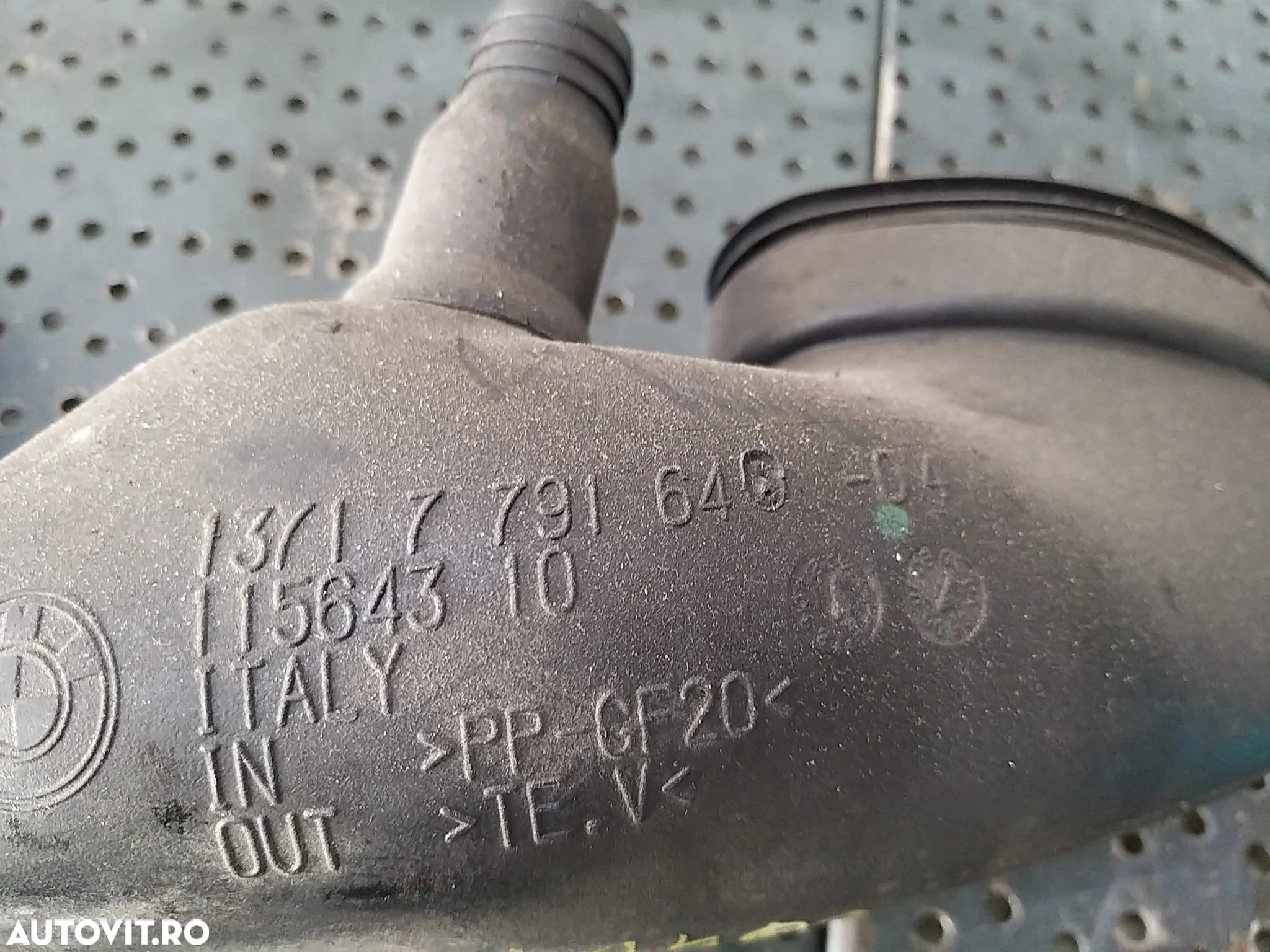 Tubulatura admisie 2.0 d bmw seria 3 e90 e91 13717791 11564310 - 3