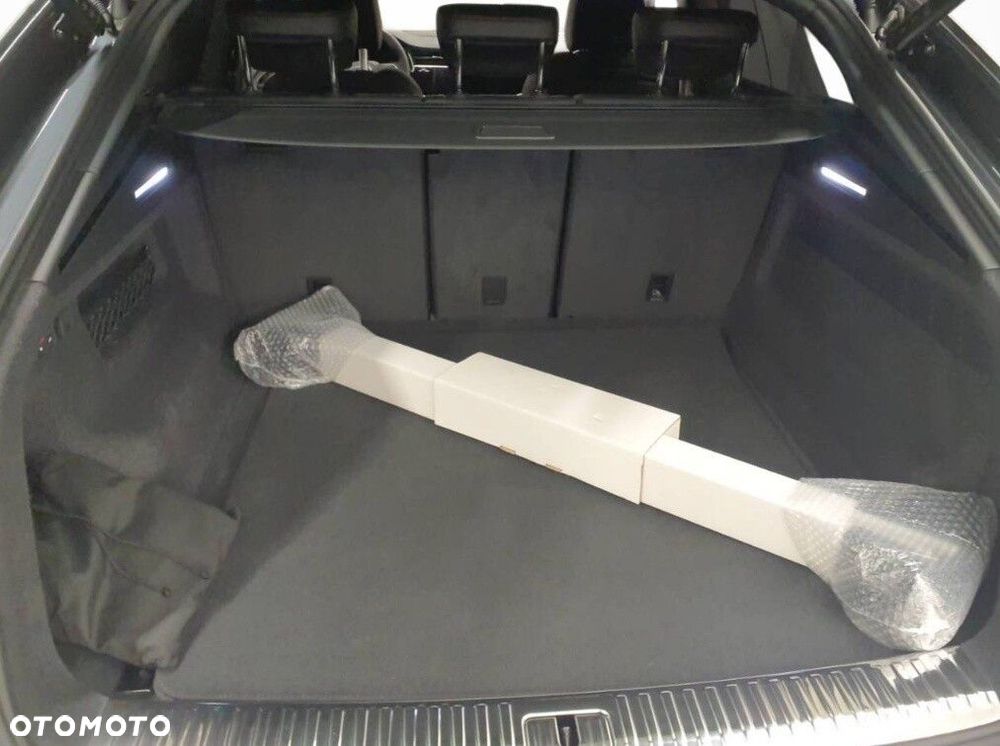 Audi SQ8 TFSI Quattro Tiptronic - 9