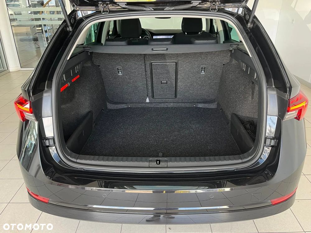 Skoda Octavia 2.0 TDI Ambition DSG - 10