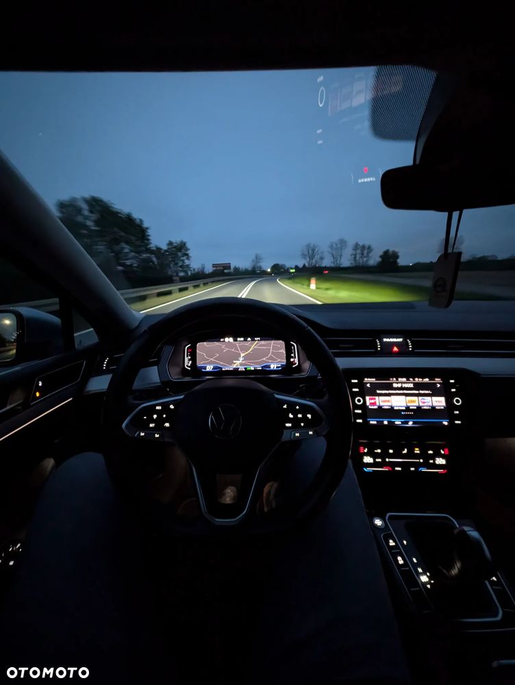 Volkswagen Passat 1.5 TSI EVO Elegance DSG - 13
