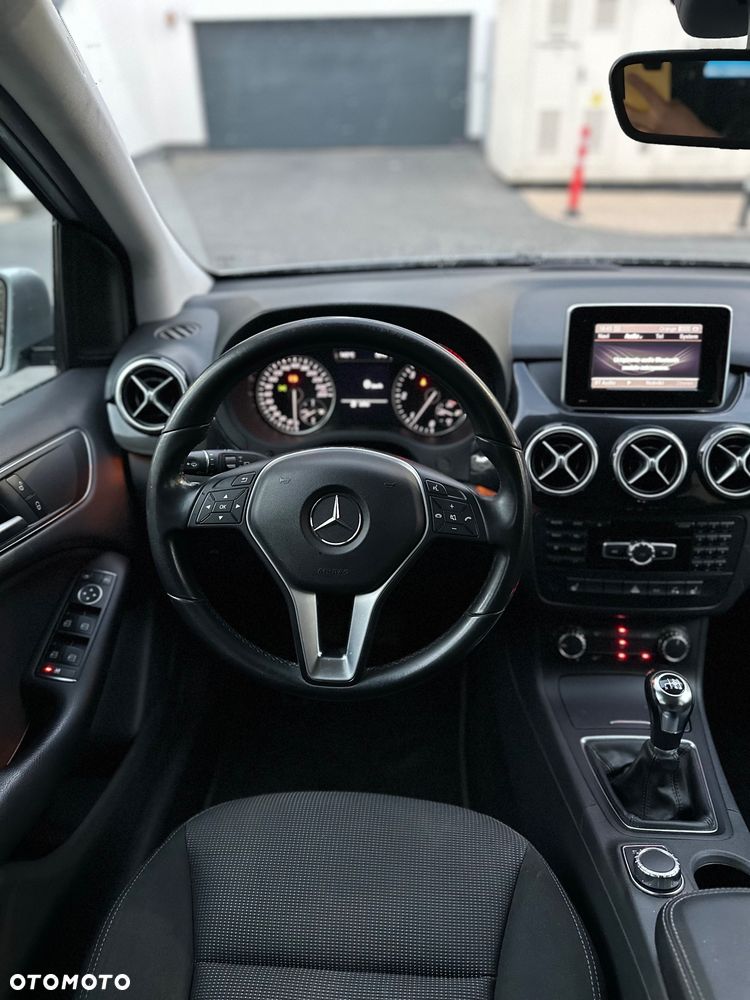 Mercedes-Benz Klasa B 180 CDI BlueEFFICIENCY Edition 1 - 23