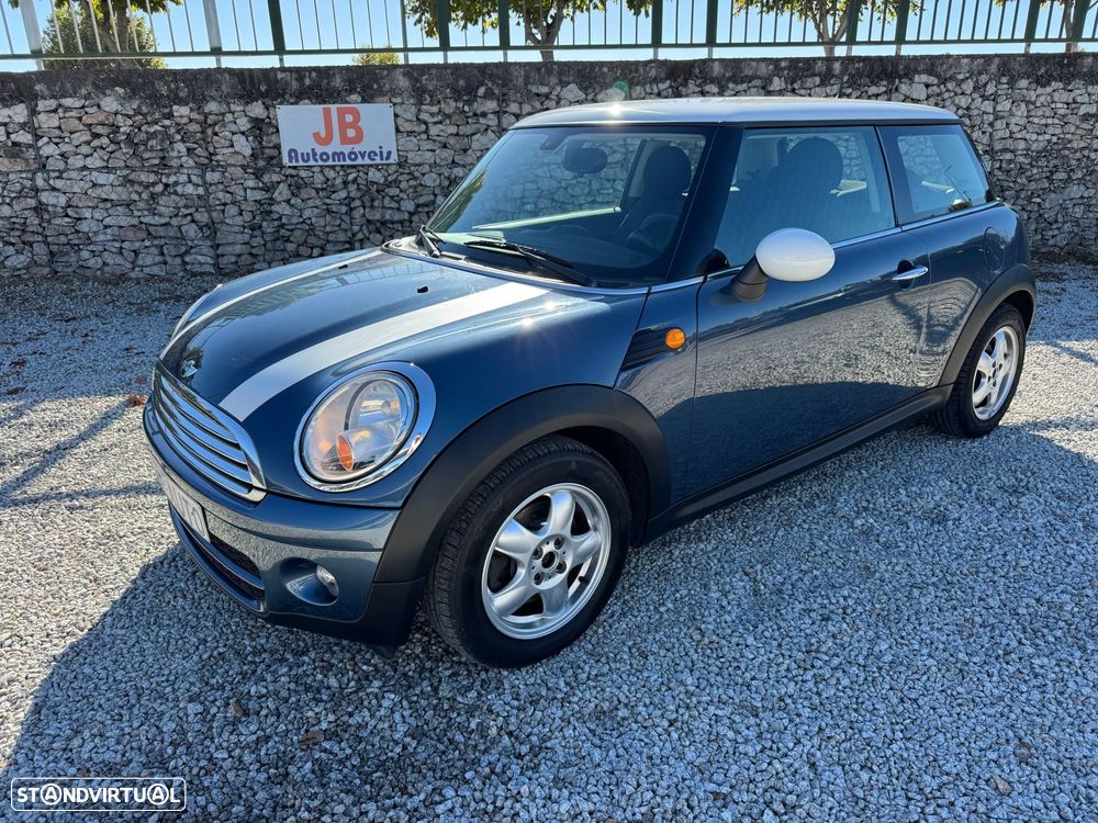 MINI 3 Portas Cooper D - 1
