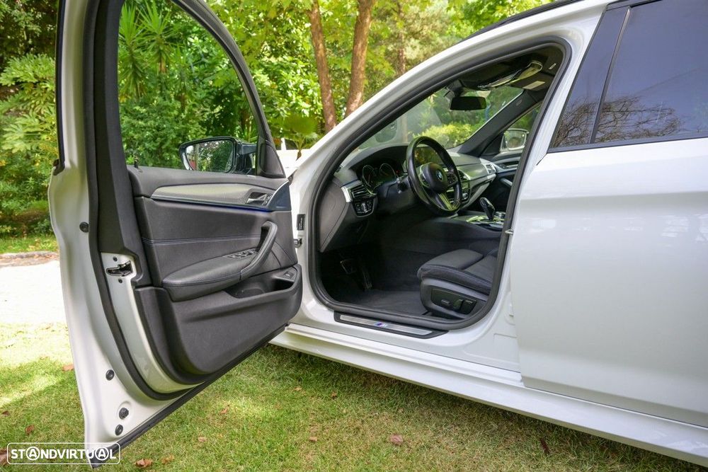 BMW 520 d Pack M Auto - 29