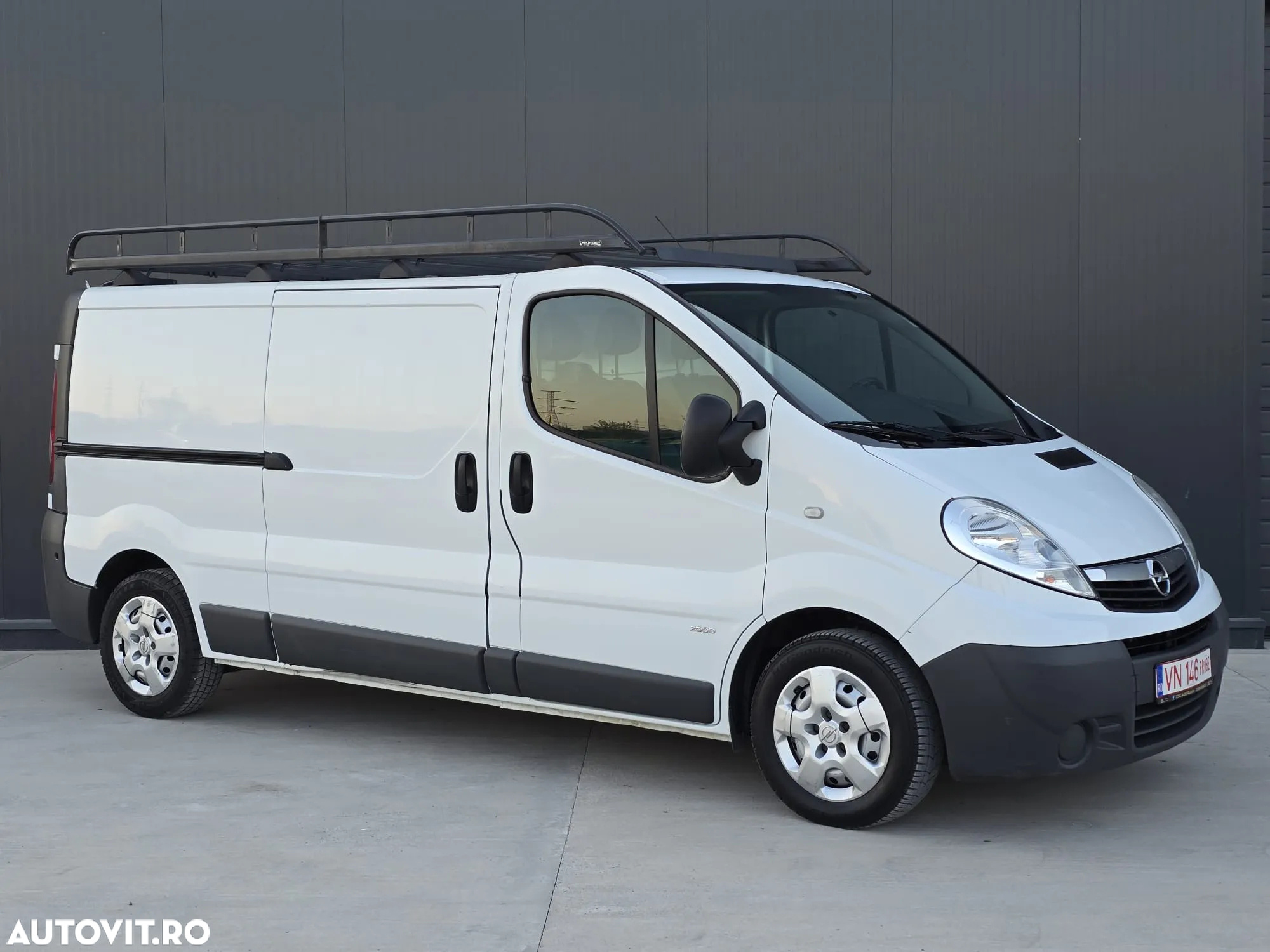 Opel Vivaro - 4