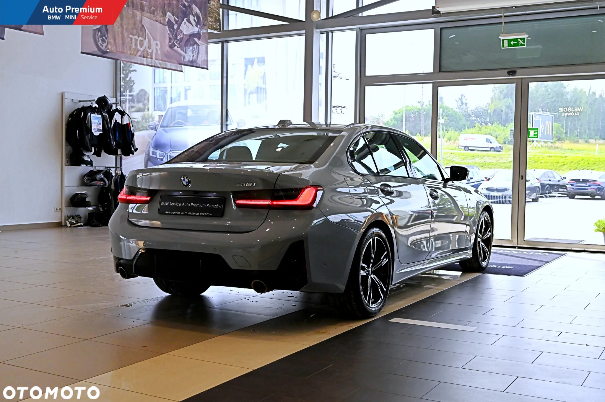 BMW Seria 3 318i M Sport - 19