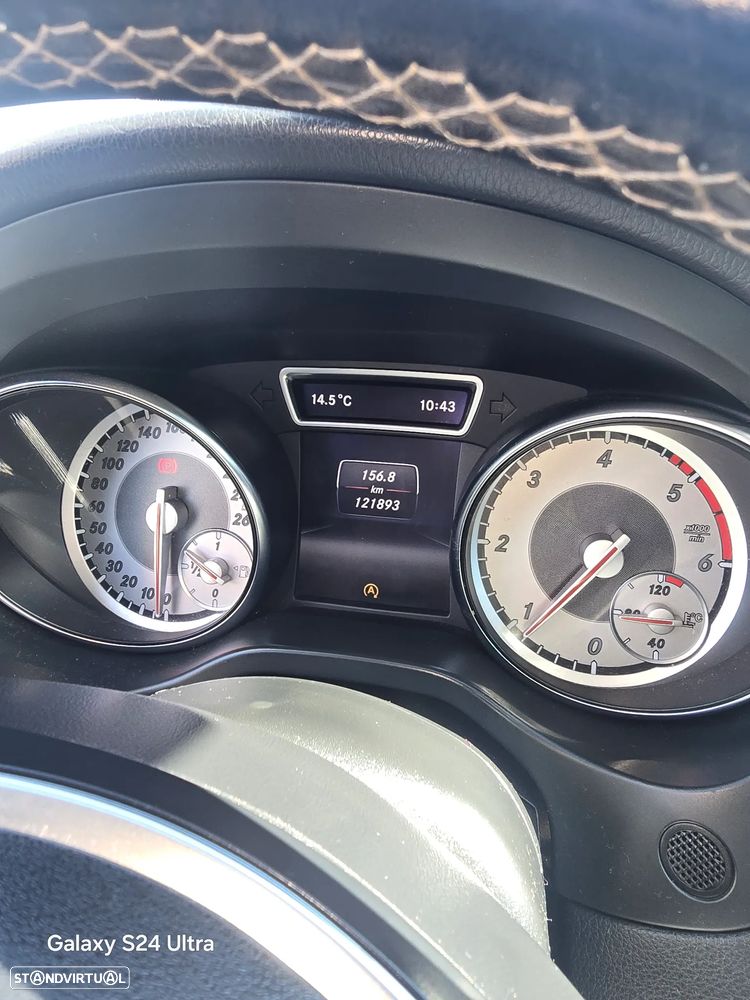 Mercedes-Benz GLA 180 CDI - 8