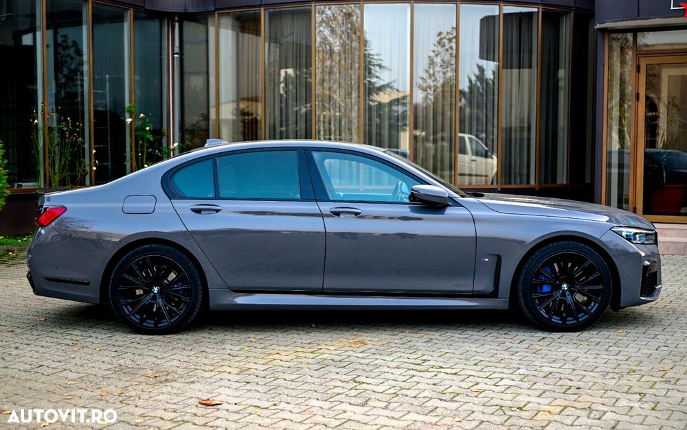 BMW Seria 7 745e - 3