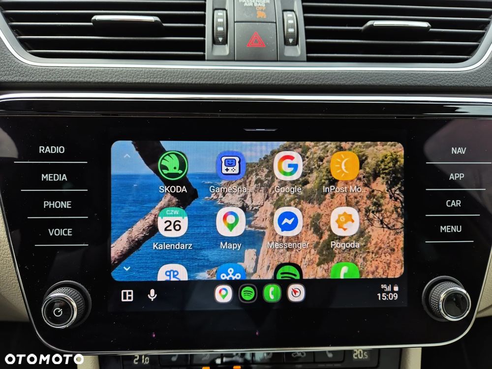 Skoda Superb 2.0 TSI Style DSG - 26