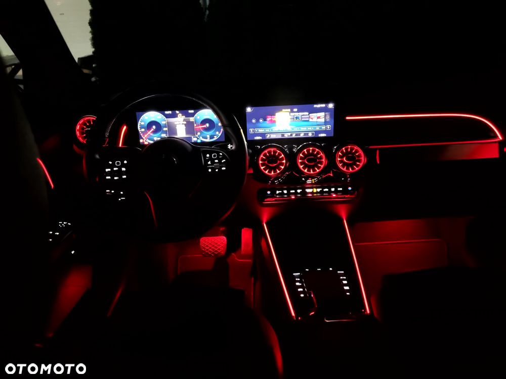 Mercedes-Benz GLB 180 d Progressive 8G-DCT - 7