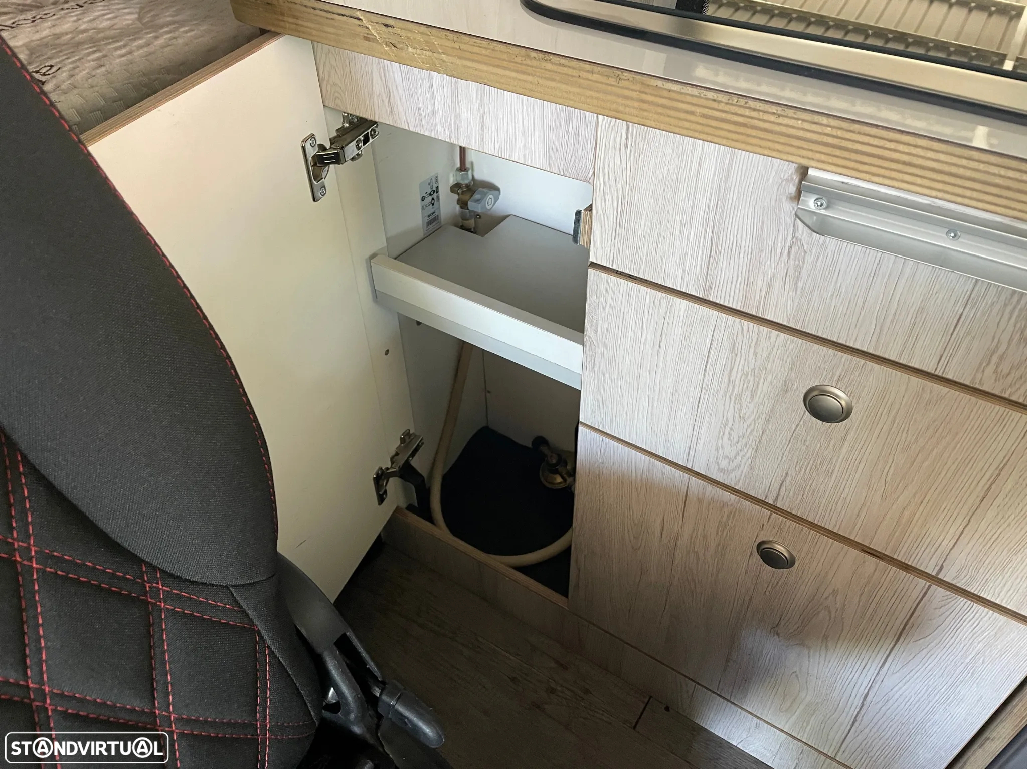 VW T5 4Motion Camper - 25