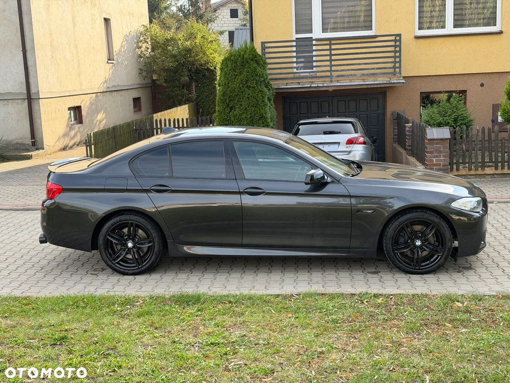 BMW Seria 5 530d xDrive - 9