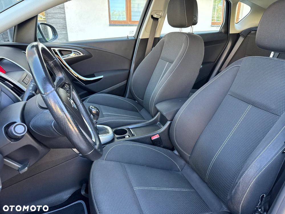 Opel Astra 1.6 Design Edition - 18