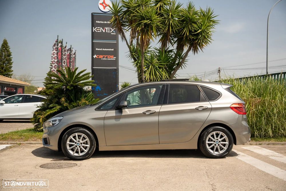 BMW 216 Active Tourer d Line Luxury Auto - 4