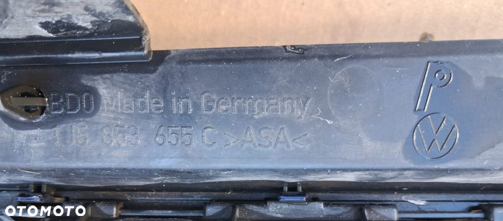 Atrapa chłodnicy VW BORA 1J5853655C    1J5853651F   OE - 4