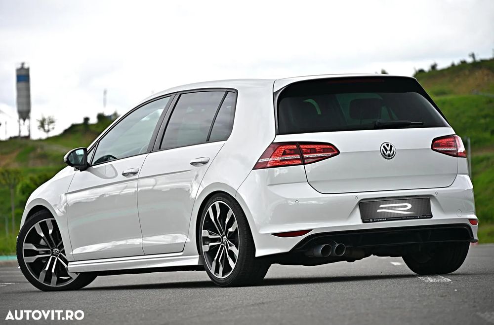 Volkswagen Golf 1.4 TSI DSG Highline - 4