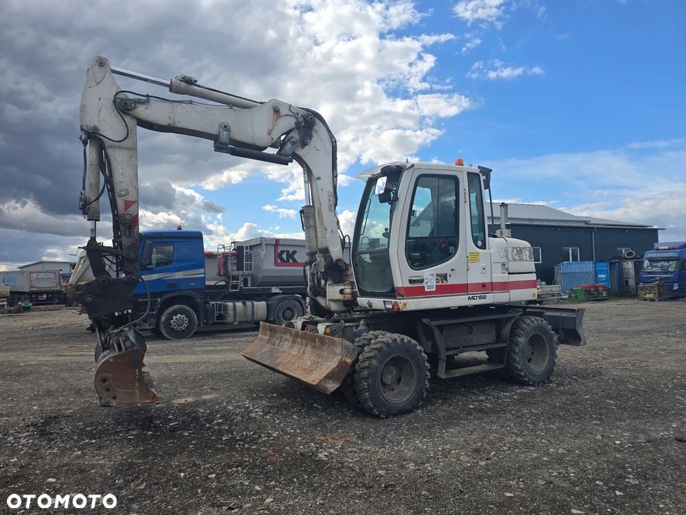 Liebherr A311 Litronic - 3