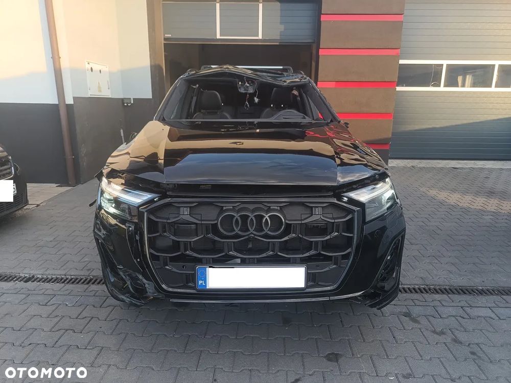 Audi Q7 TFSI e PHEV 360 kW Quattro S Line Tiptr - 3