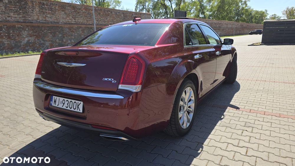 Chrysler 300C - 5