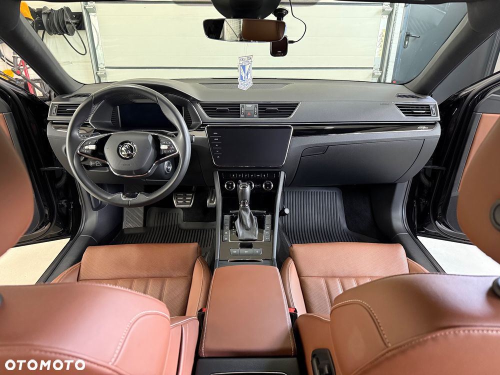 Skoda Superb 2.0 TDI SCR L&K DSG - 4