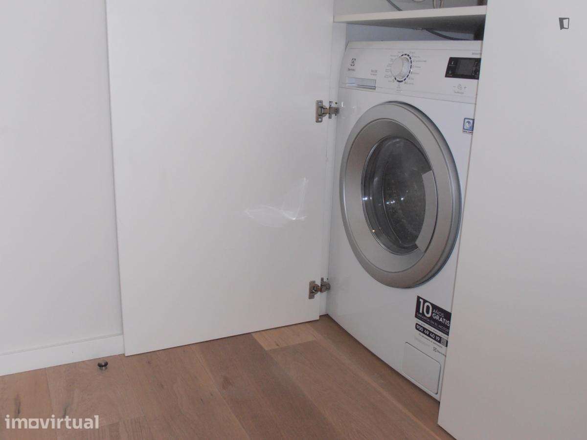 Apartamento com 1 quartos - localizado em Santo Ildefonso Porto - Grande imagem: 4/18