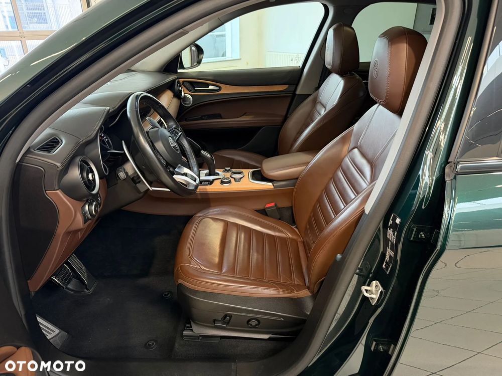 Alfa Romeo Stelvio 2.0 Turbo Veloce Q4 - 9