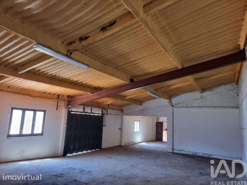 Hangar em Vilarinho do Bairro de 2500,00 m2 - Grande imagem: 4/11