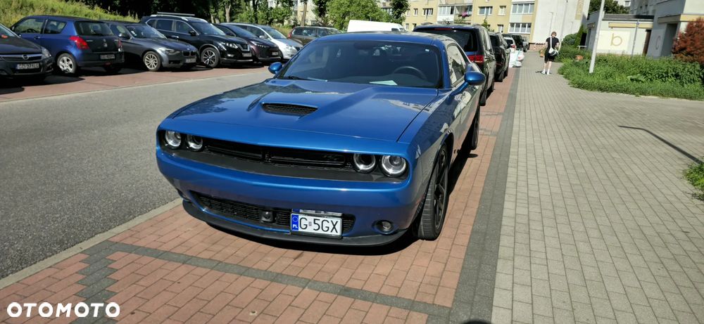 Dodge Challenger 5.7 R/T - 1