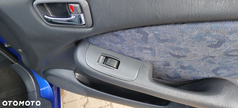 Toyota Corolla 1.4 VVT-i - 17