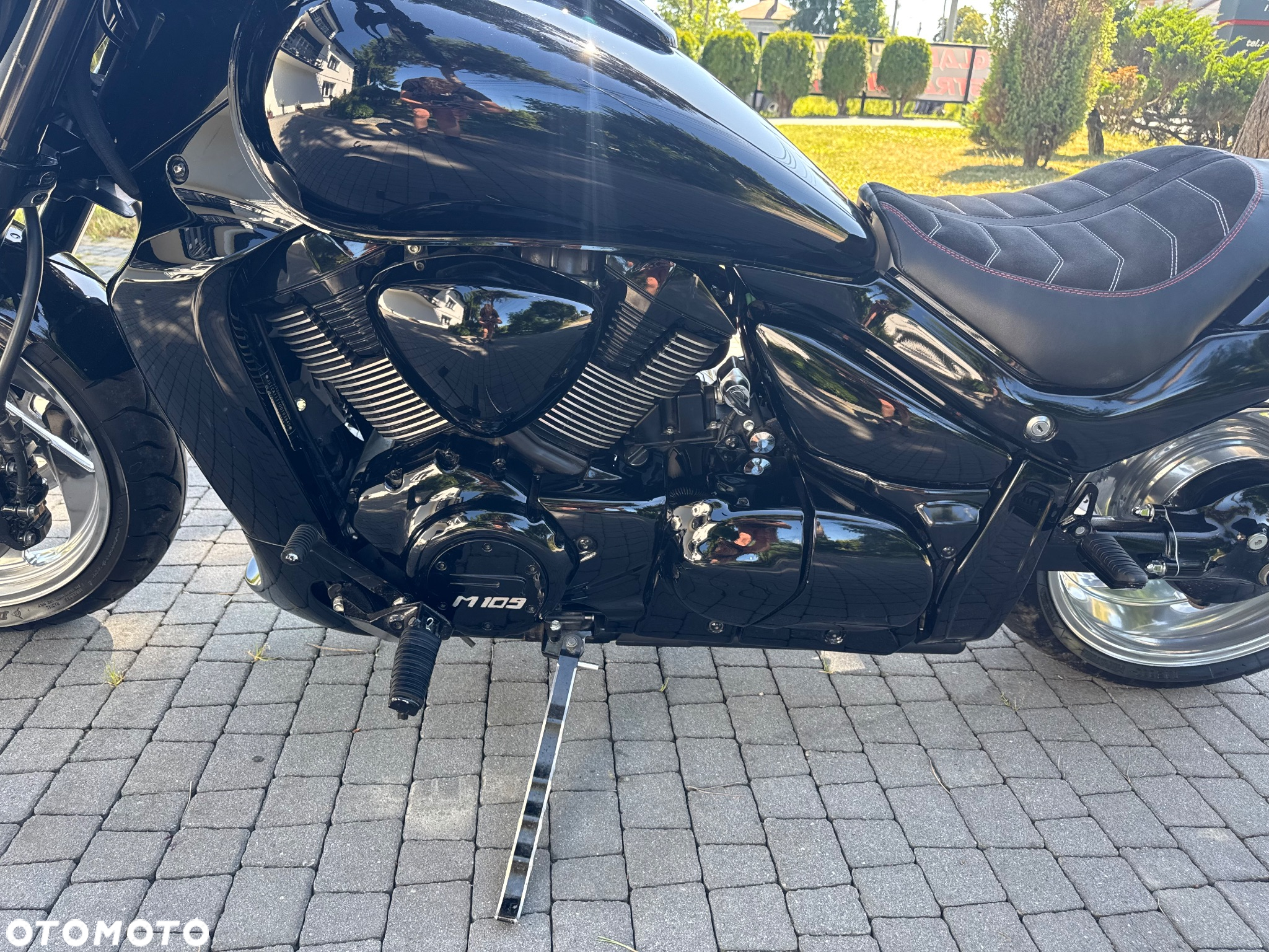 Suzuki Boulevard - 14