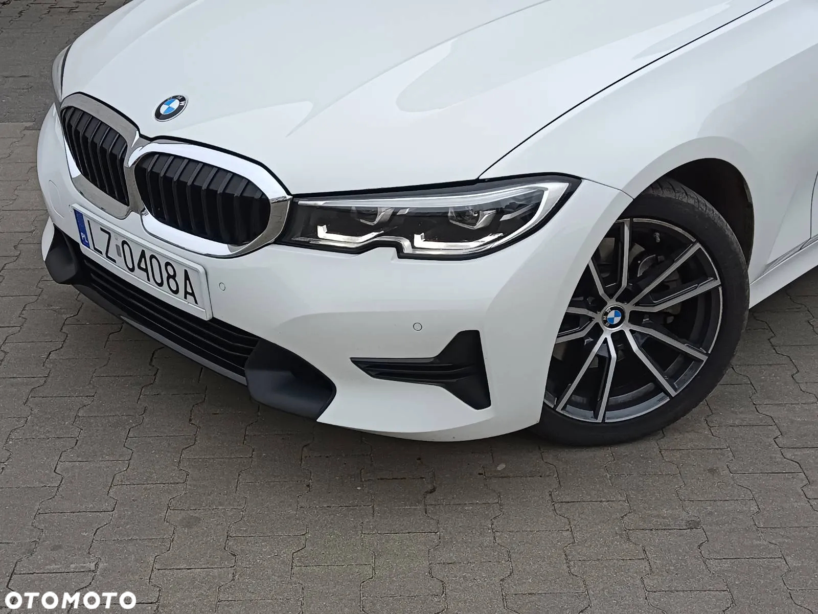 BMW Seria 3 330i - 31