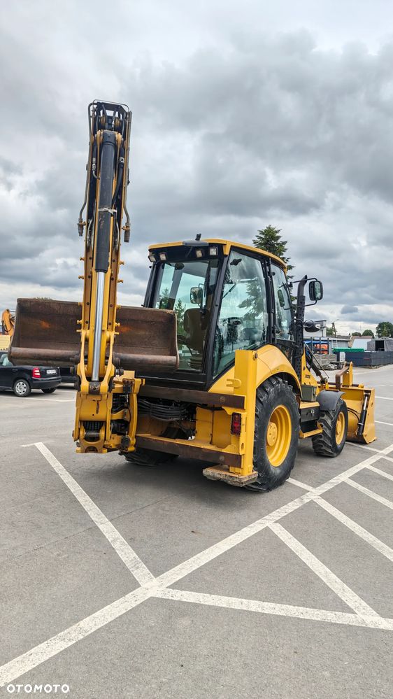 Caterpillar 432F - 4