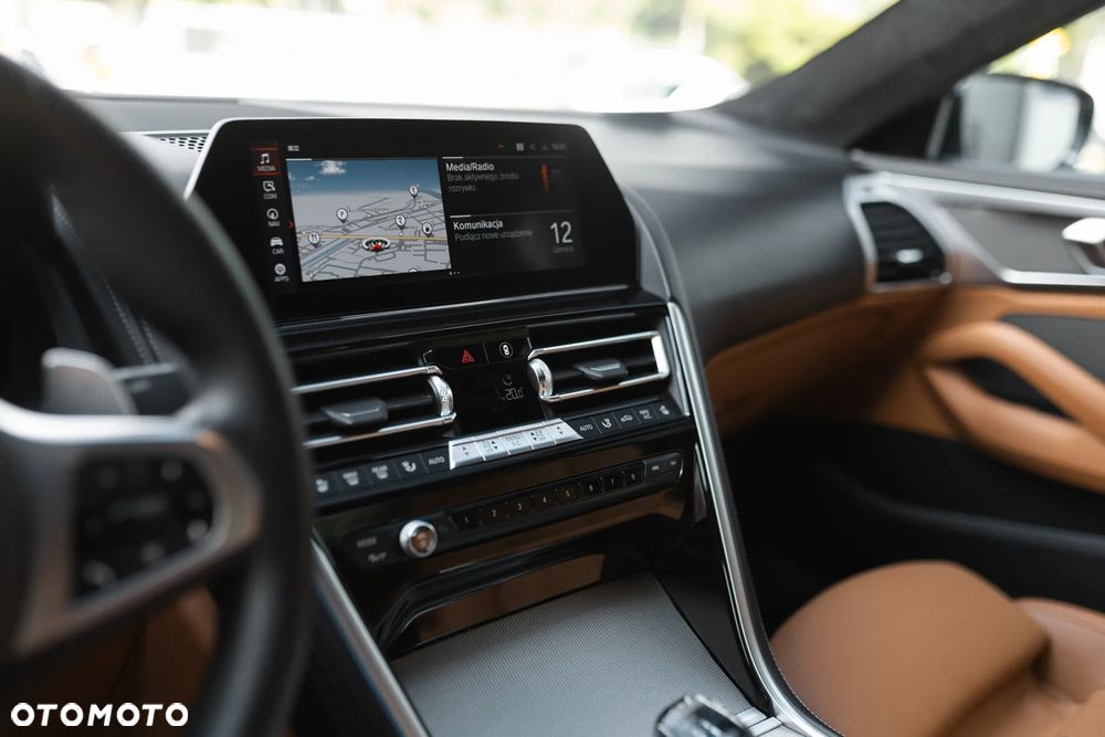 BMW Seria 8 M850i xDrive - 15