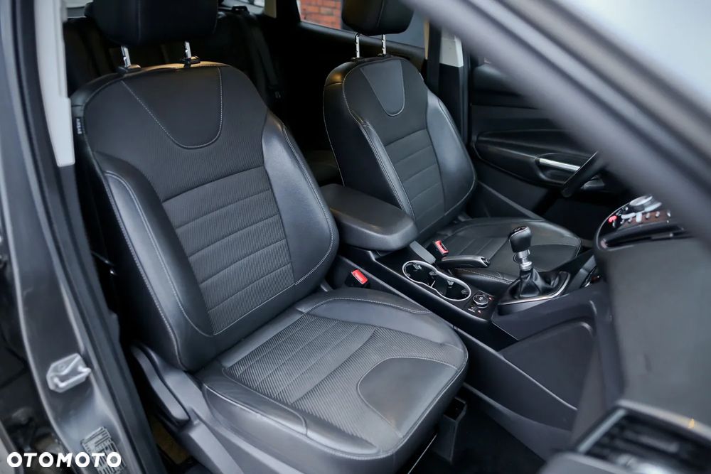 Ford Kuga 2.0 TDCi 4x4 Titanium - 26