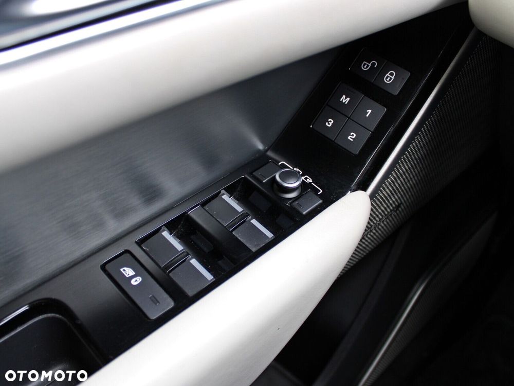 Land Rover Range Rover Velar - 35