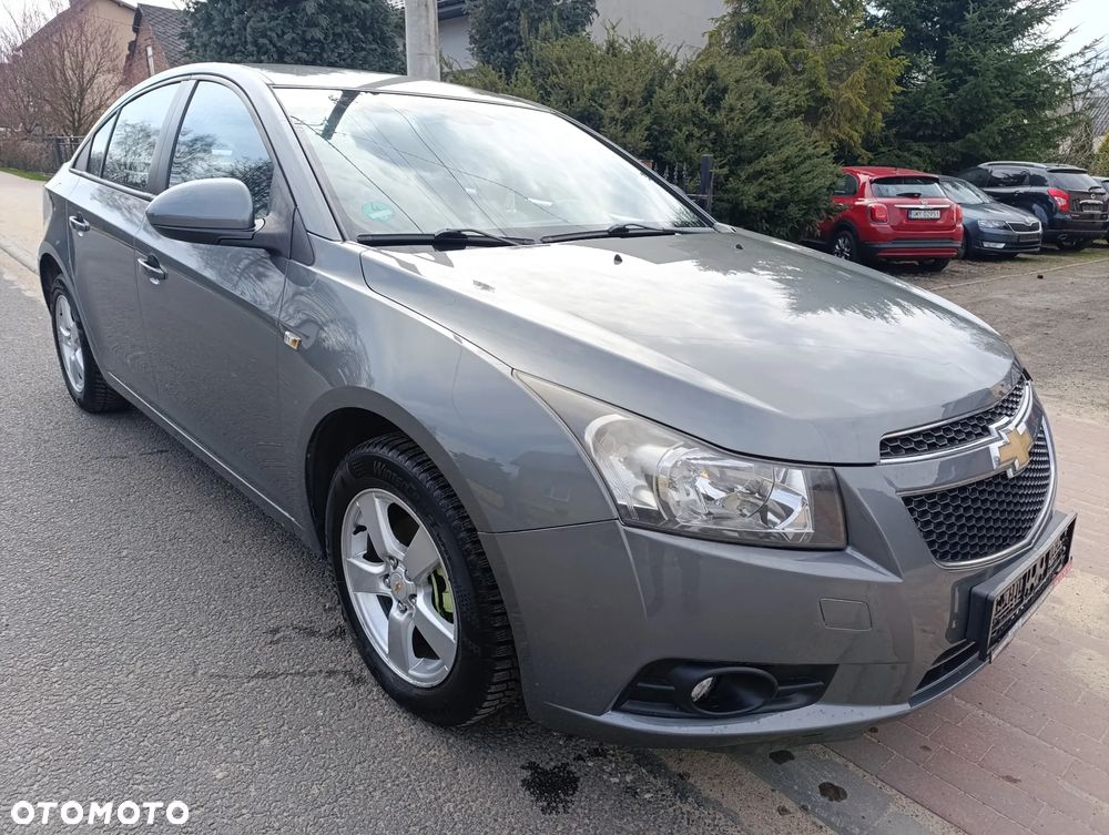 Chevrolet Cruze 1.6 LS - 20