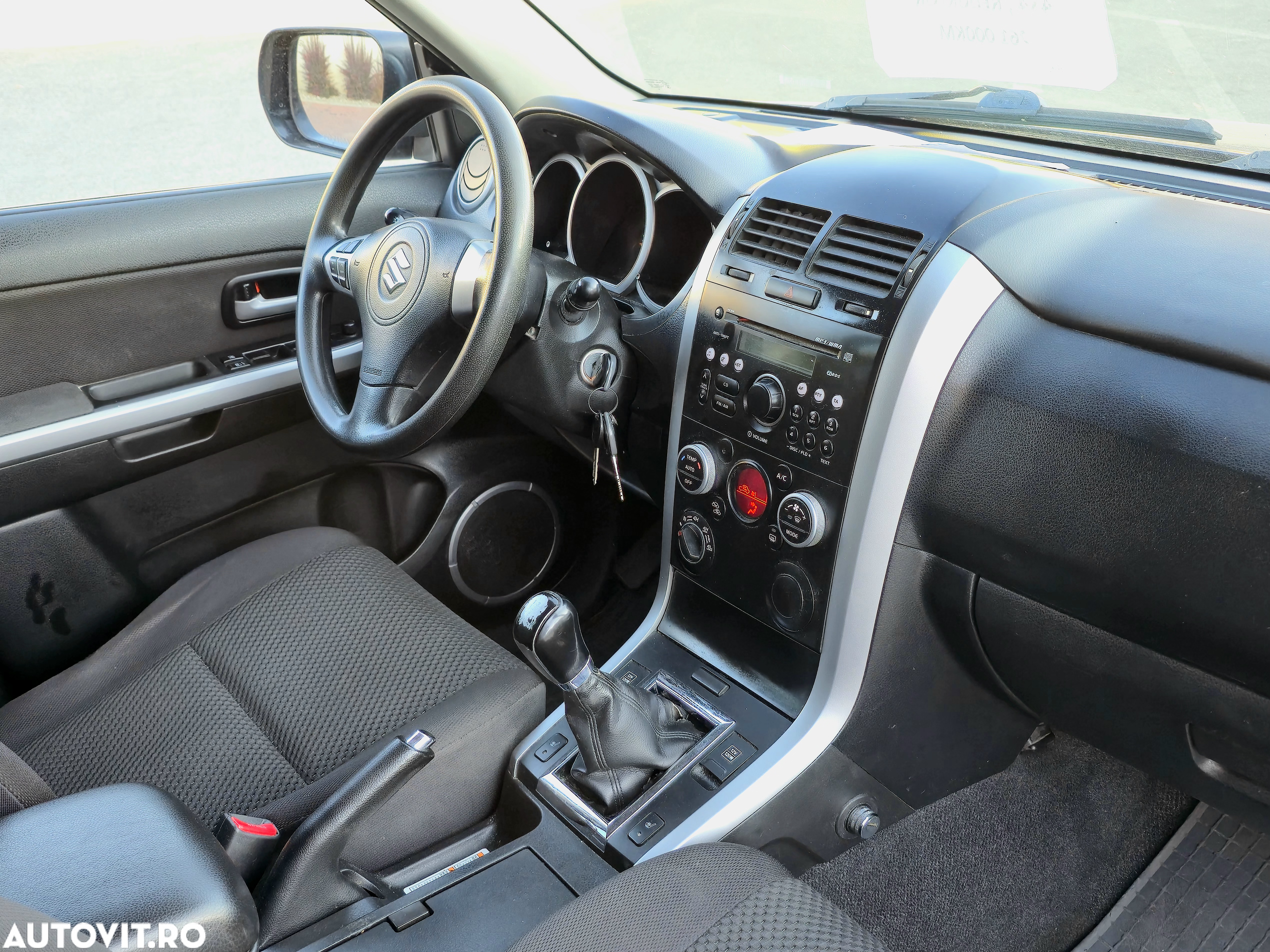 Suzuki Grand Vitara 1.9 DDiS Club - 18